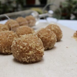 Walnut balls / Kuglice sa orasima